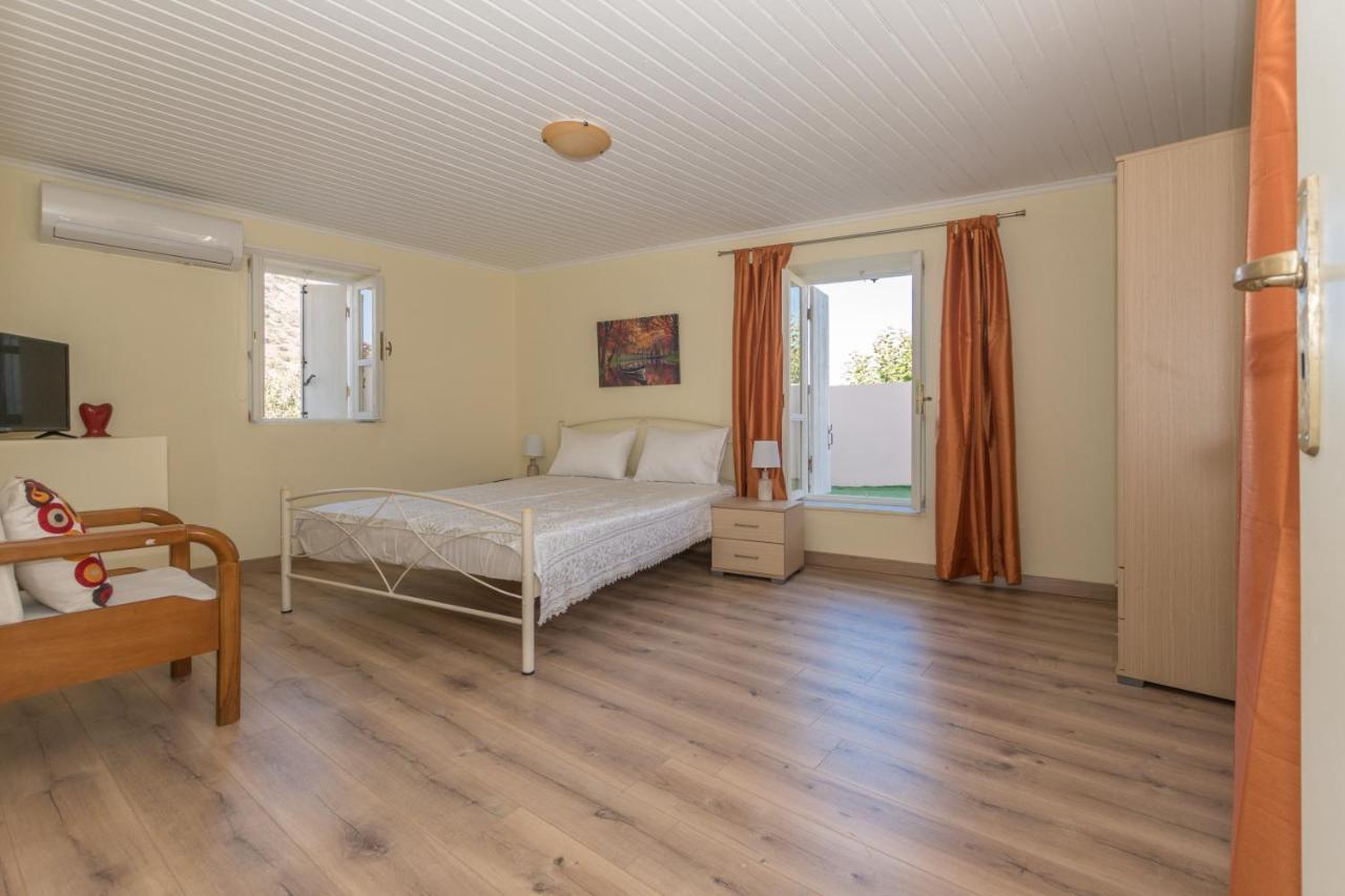 Angels' Home- Modern & Comfy, Fully Equipped 3Bd Dhrépanos エクステリア 写真