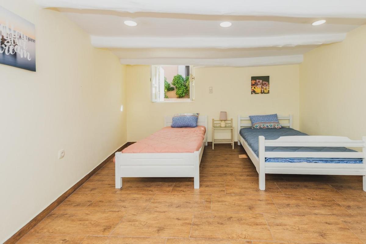 Angels' Home- Modern & Comfy, Fully Equipped 3Bd Dhrépanos エクステリア 写真